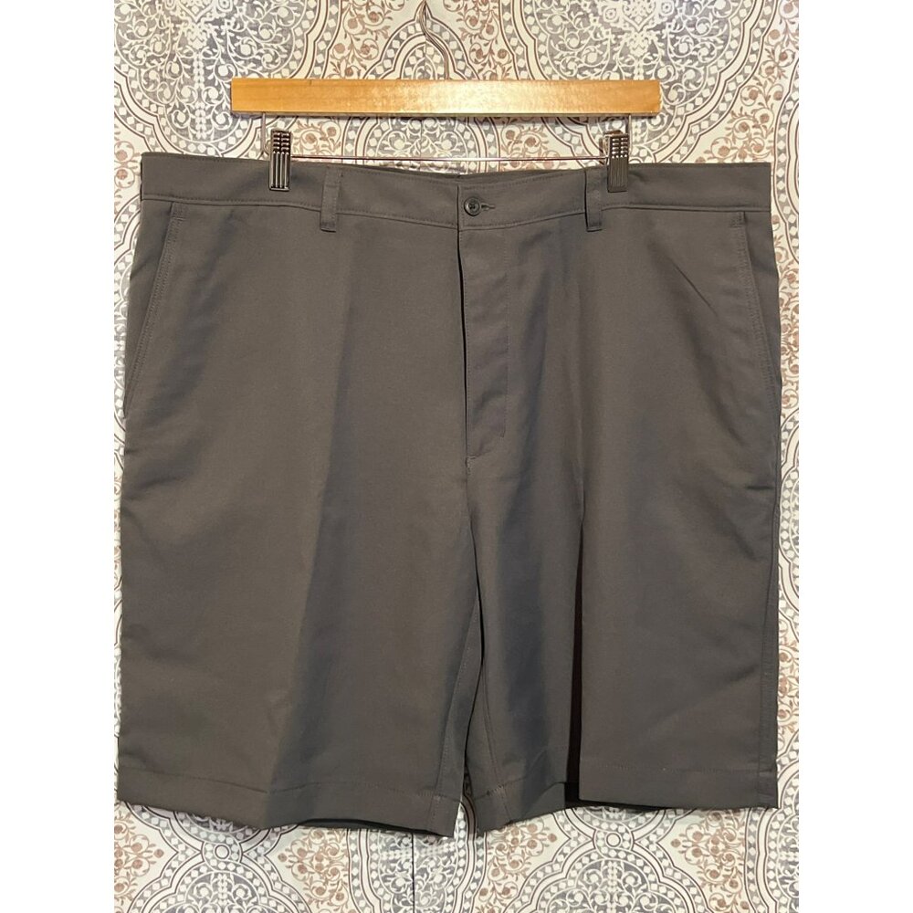 NWT PGA Tour Men’s Dark Gray Flat Front Shorts Size 40 Golf Preppy Activewear Su